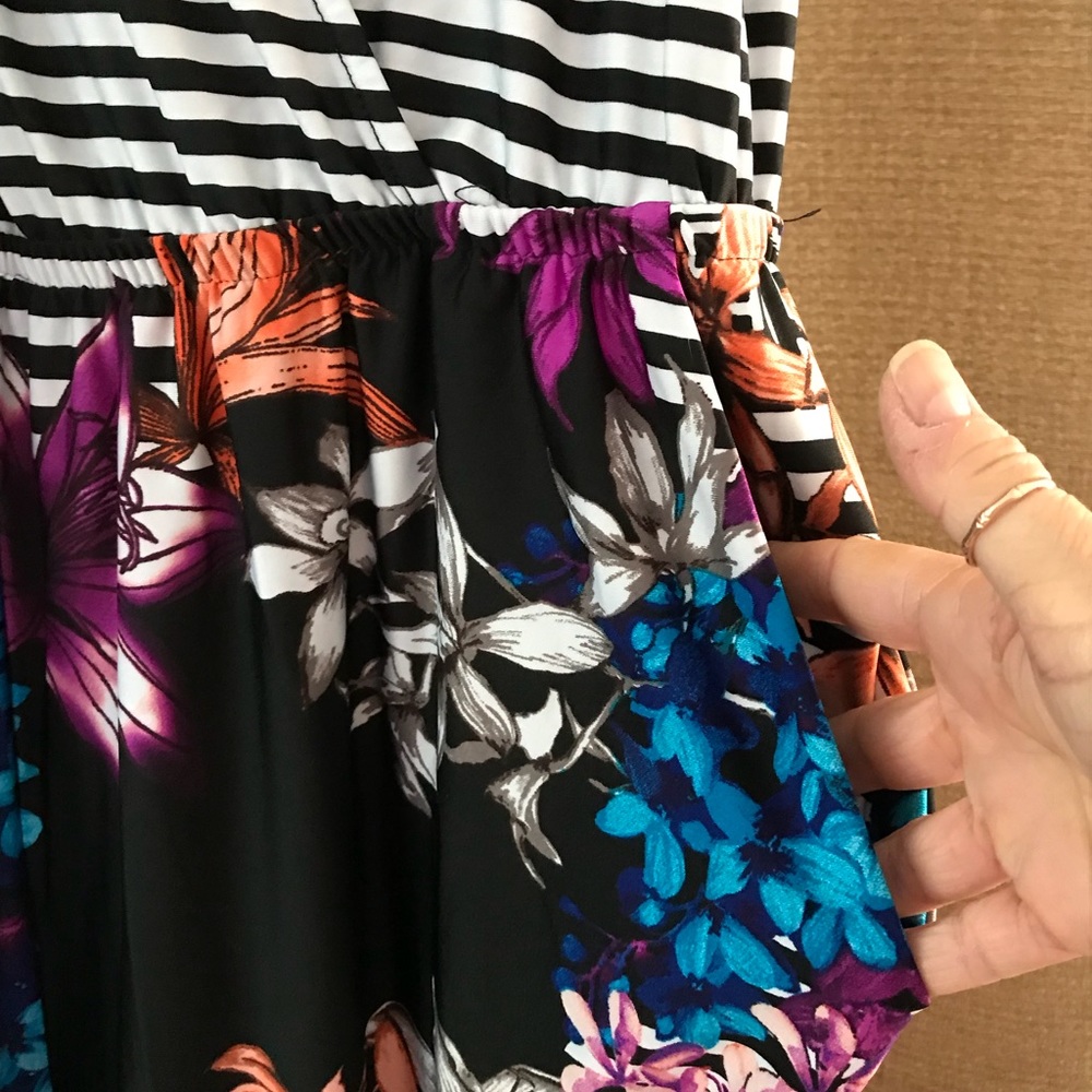 Colorful romper - Picture 3 of 7